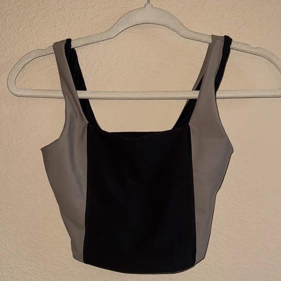 Abercrombie & Fitch‎ Your Personal Best Two Tone Sports Bra Size Extra Small - Picture 1 of 5